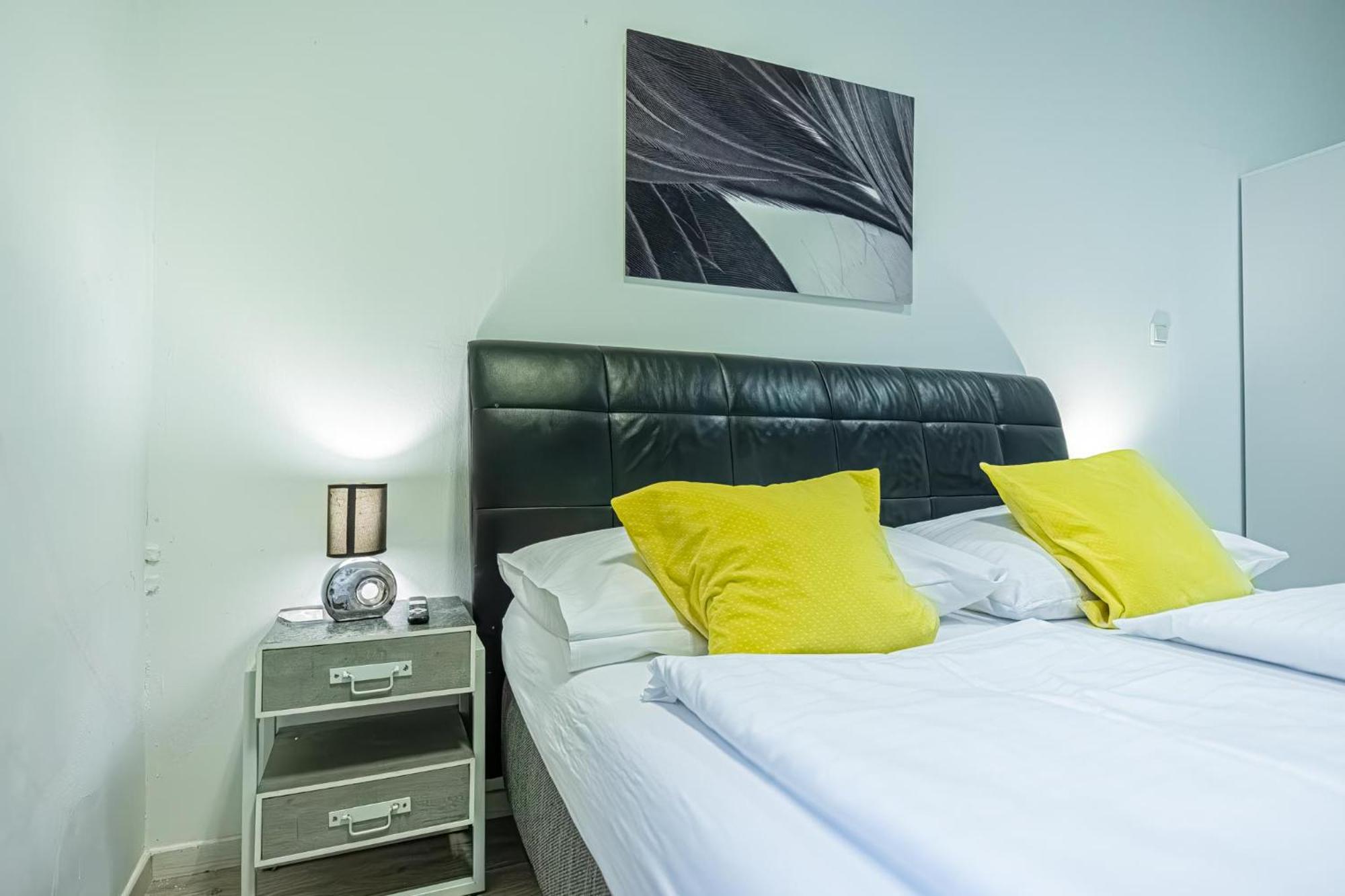 Modern Apartment Suitable For Longstays Vienna Esterno foto